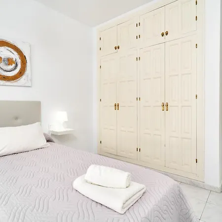 Vacaciones Lägenhetshotell Nerja